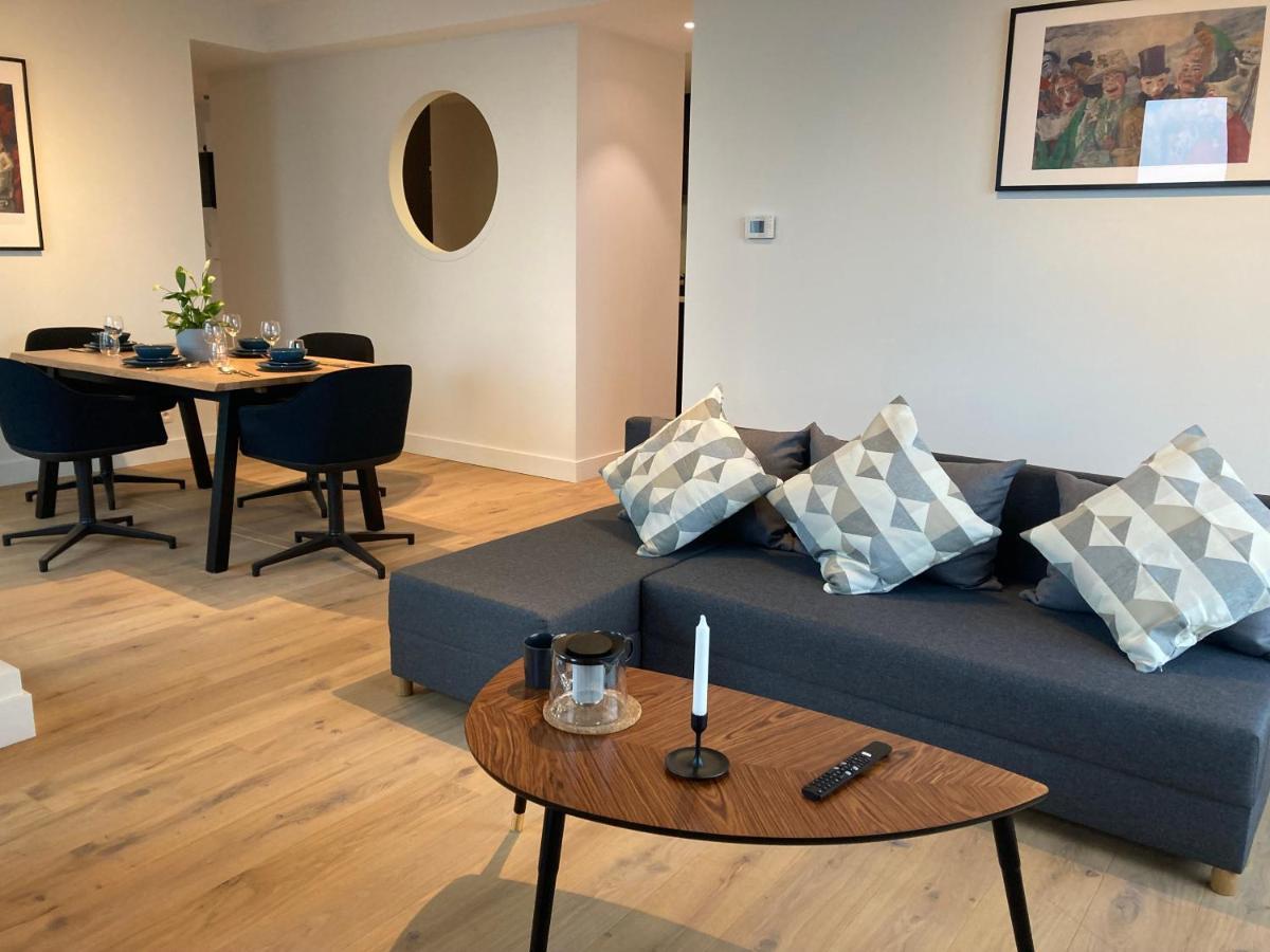London Tower Apartments - アントウェルペン エクステリア 写真