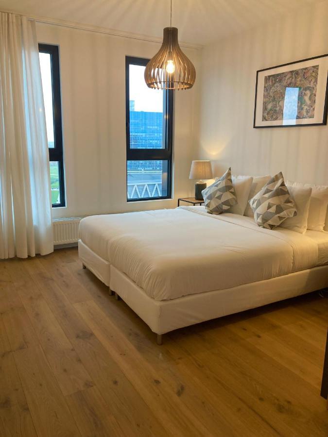 London Tower Apartments - アントウェルペン エクステリア 写真