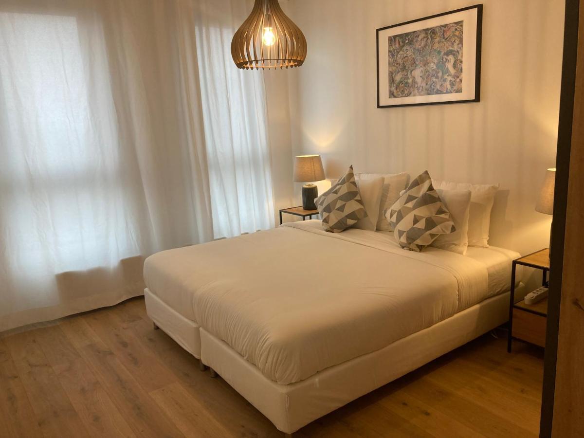 London Tower Apartments - アントウェルペン エクステリア 写真