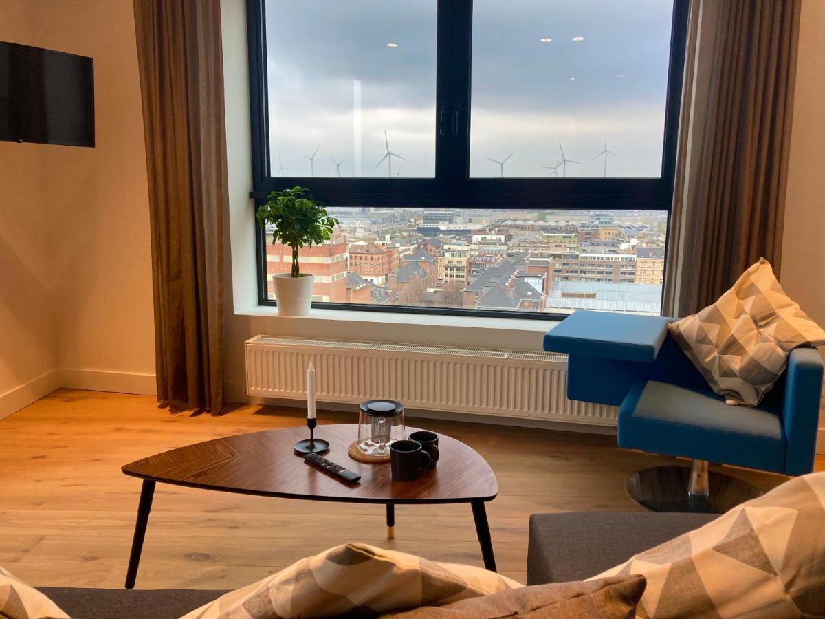 London Tower Apartments - アントウェルペン エクステリア 写真