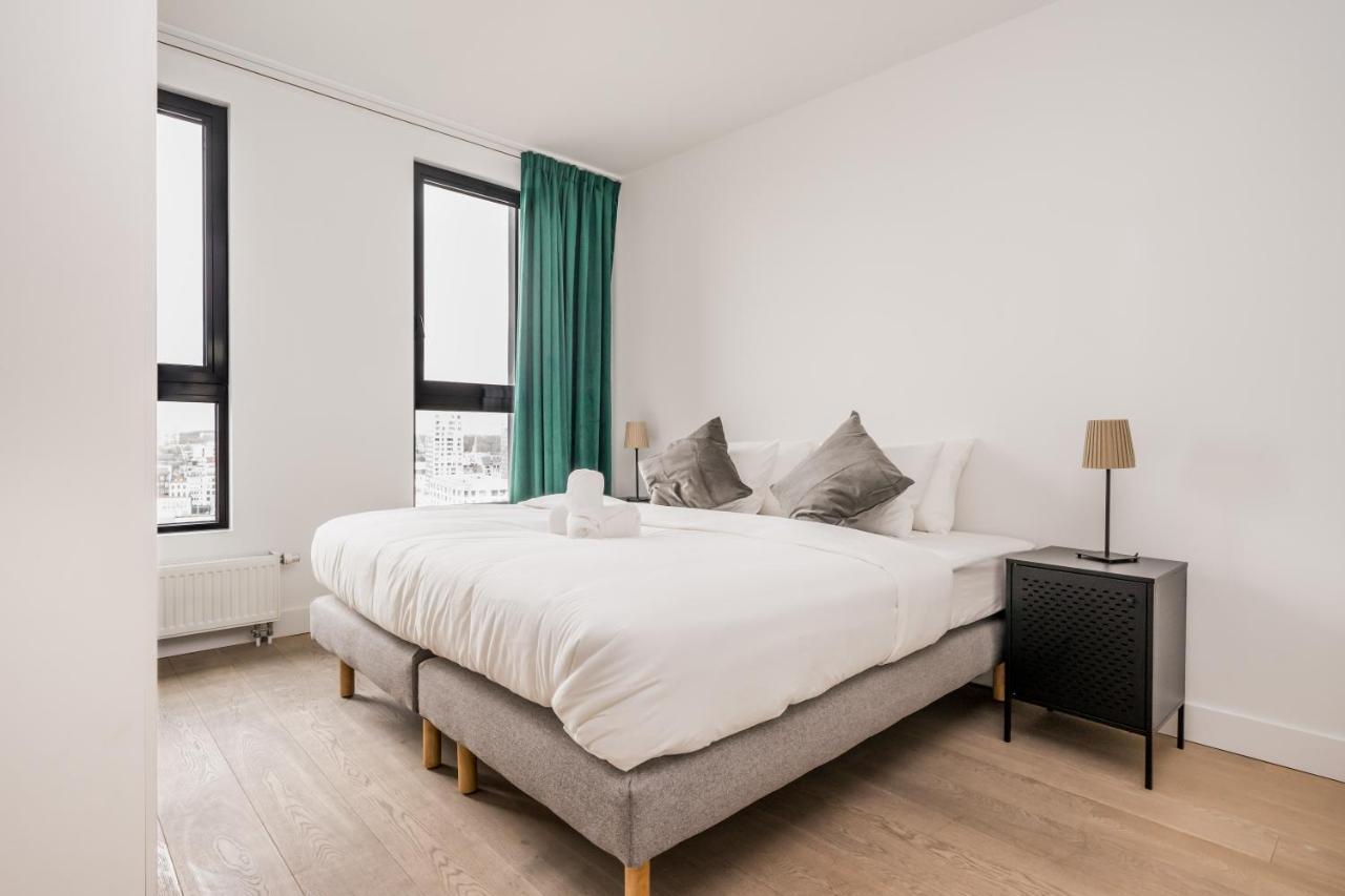 London Tower Apartments - アントウェルペン エクステリア 写真